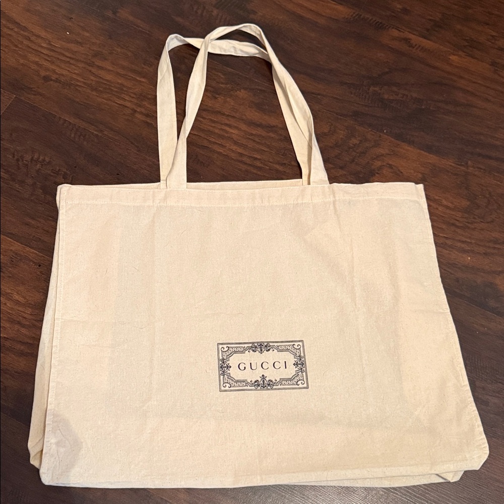 Gucci Beige Canvas Tote